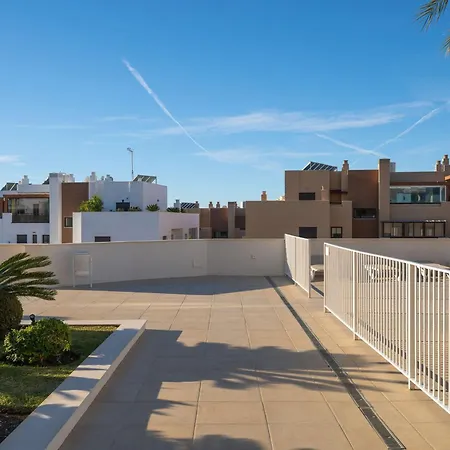 Apartment 3 Bedroom With Private Pool Cala De