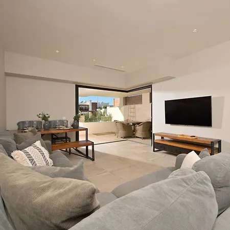 3 Bedroom With Private Pool Cala De Apartment *